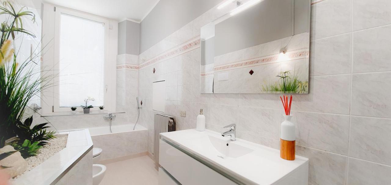 Charming Apartment Central Station Milano Eksteriør billede